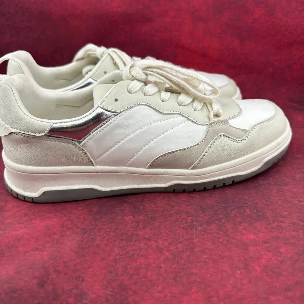 PROJECT CLOUD WOMEN'S LACE-UP PLATFORM SNEAKERS, WHITEAND GRAY, SIZE 9
